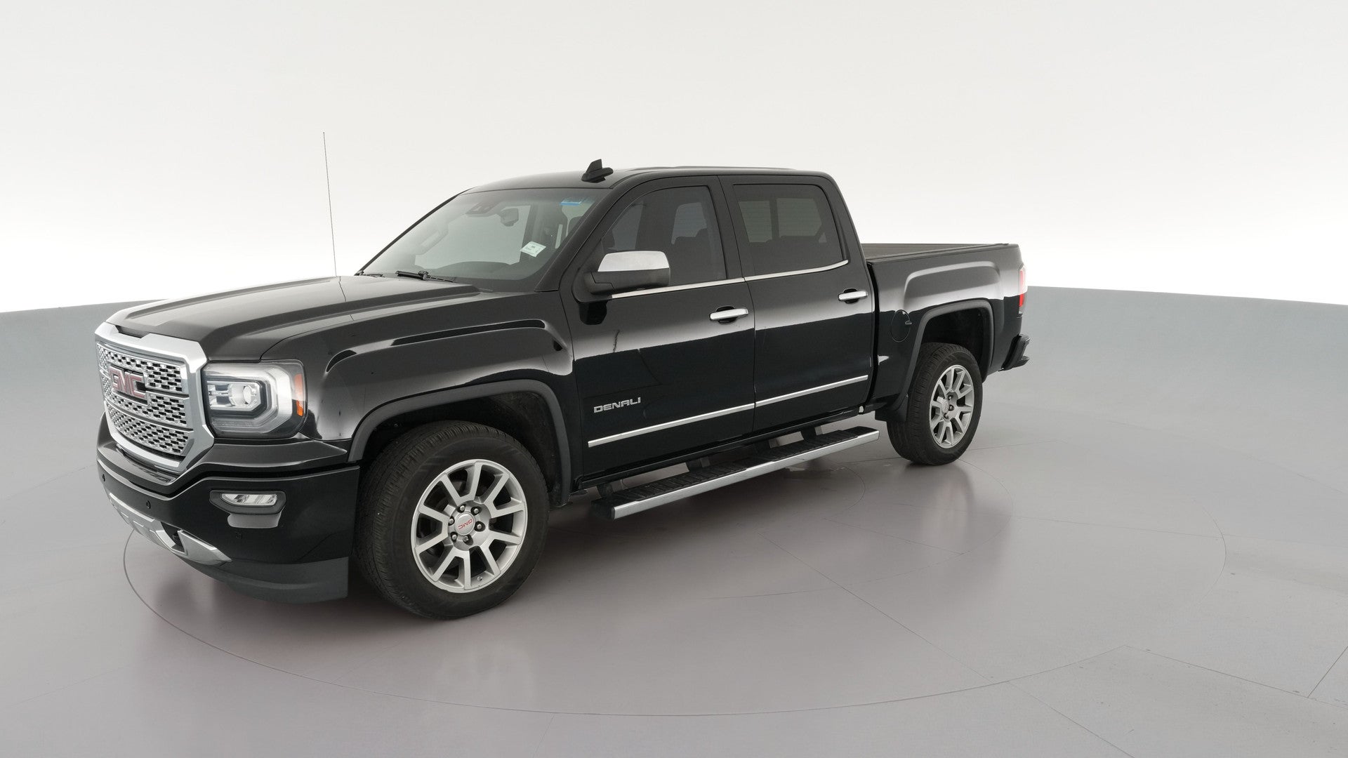 2018 GMC Sierra 1500 Crew Cab vehicle photo