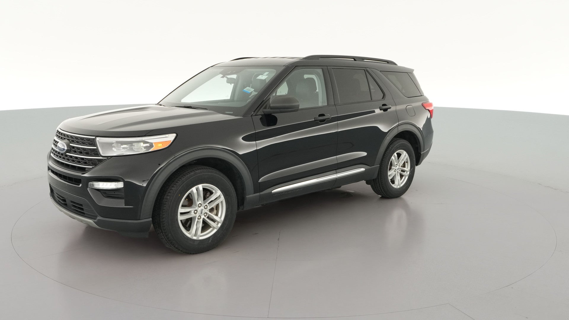 2022 Ford Explorer vehicle photo