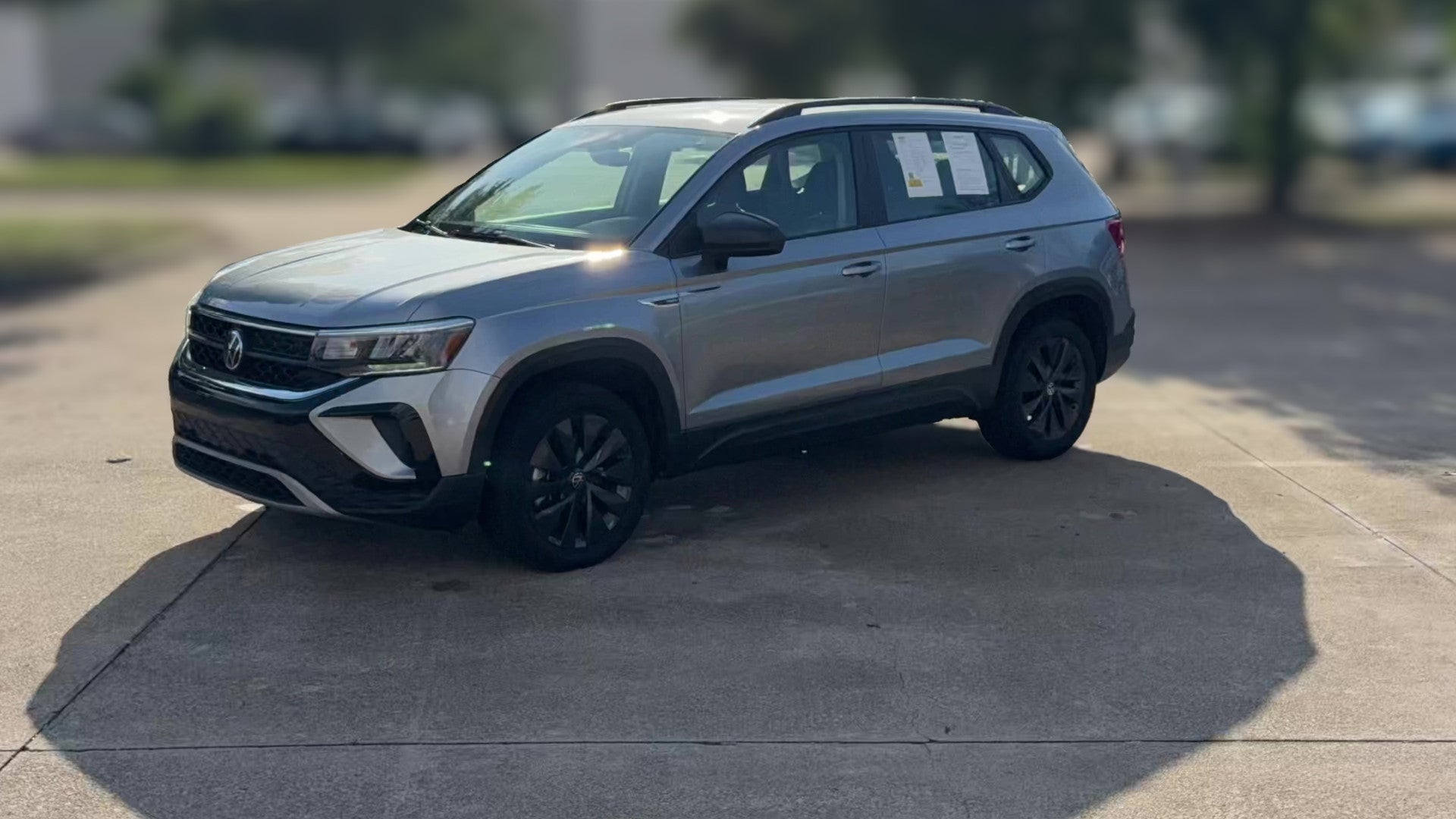 2024 Volkswagen Taos vehicle photo