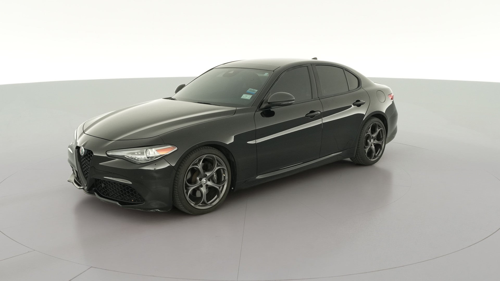 2020 Alfa Romeo Giulia vehicle photo