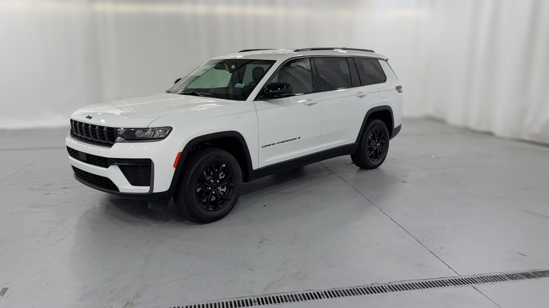 2026 Jeep Grand Cherokee L vehicle photo