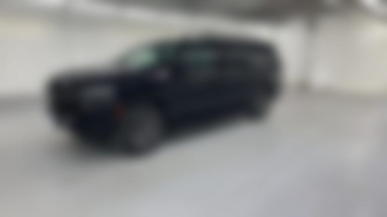 2023 Chevrolet Suburban vehicle photo