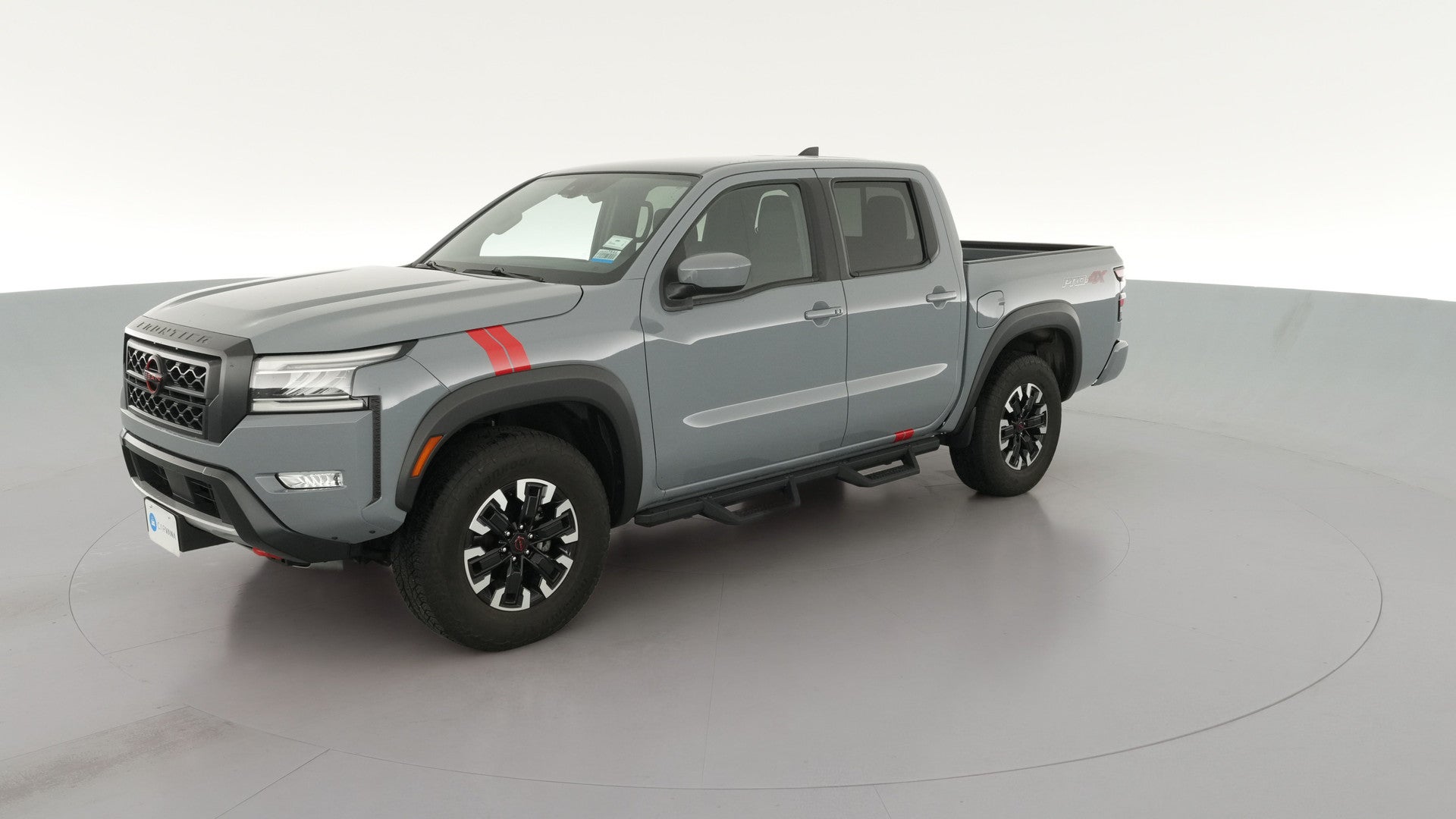 2022 Nissan Frontier Crew Cab vehicle photo