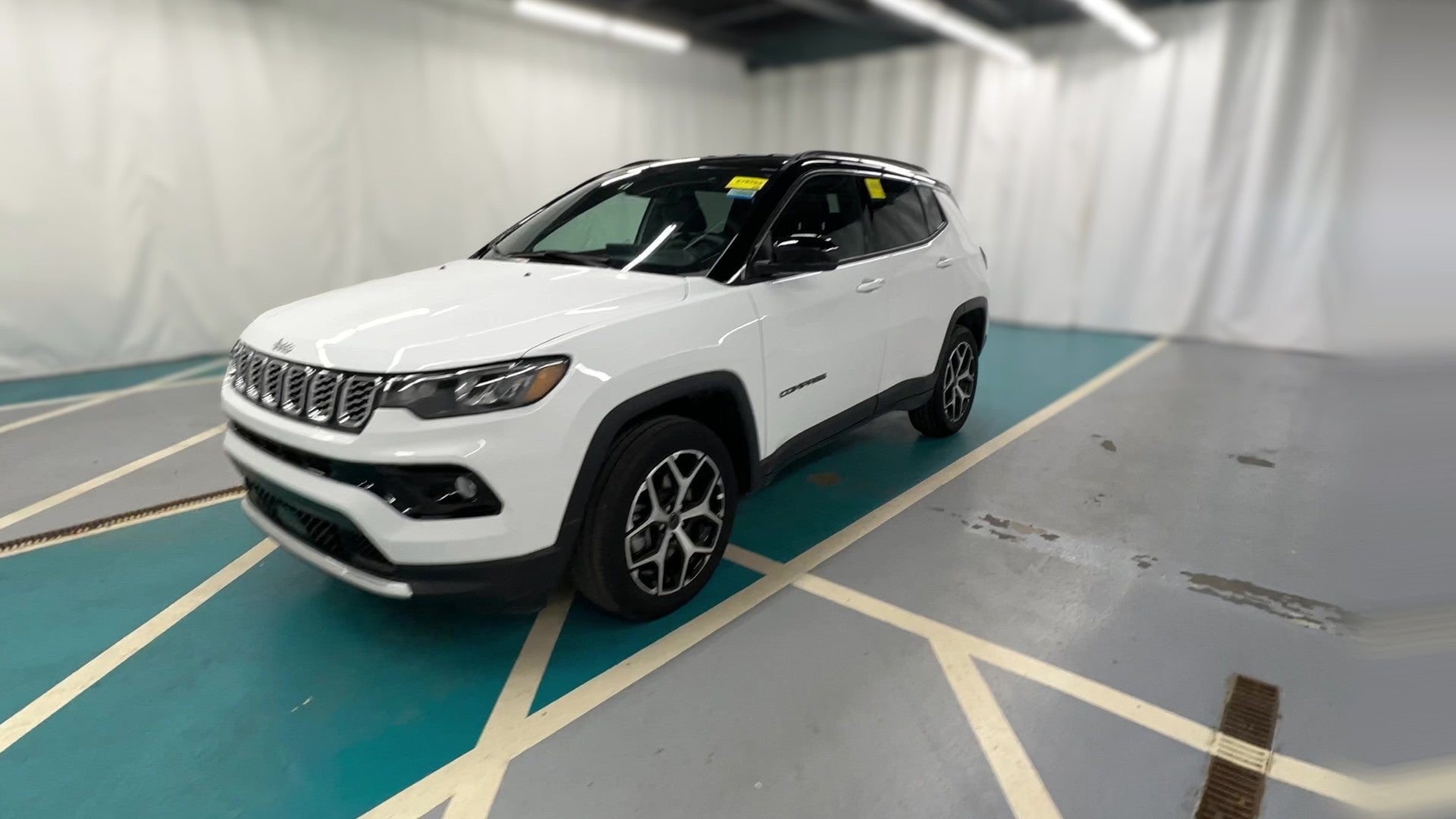 2025 Jeep Compass vehicle photo