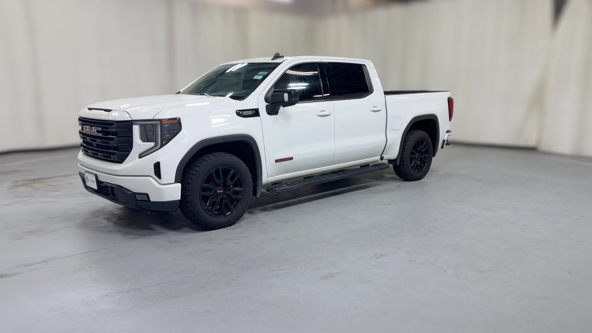 2022 GMC Sierra 1500 Crew Cab vehicle photo