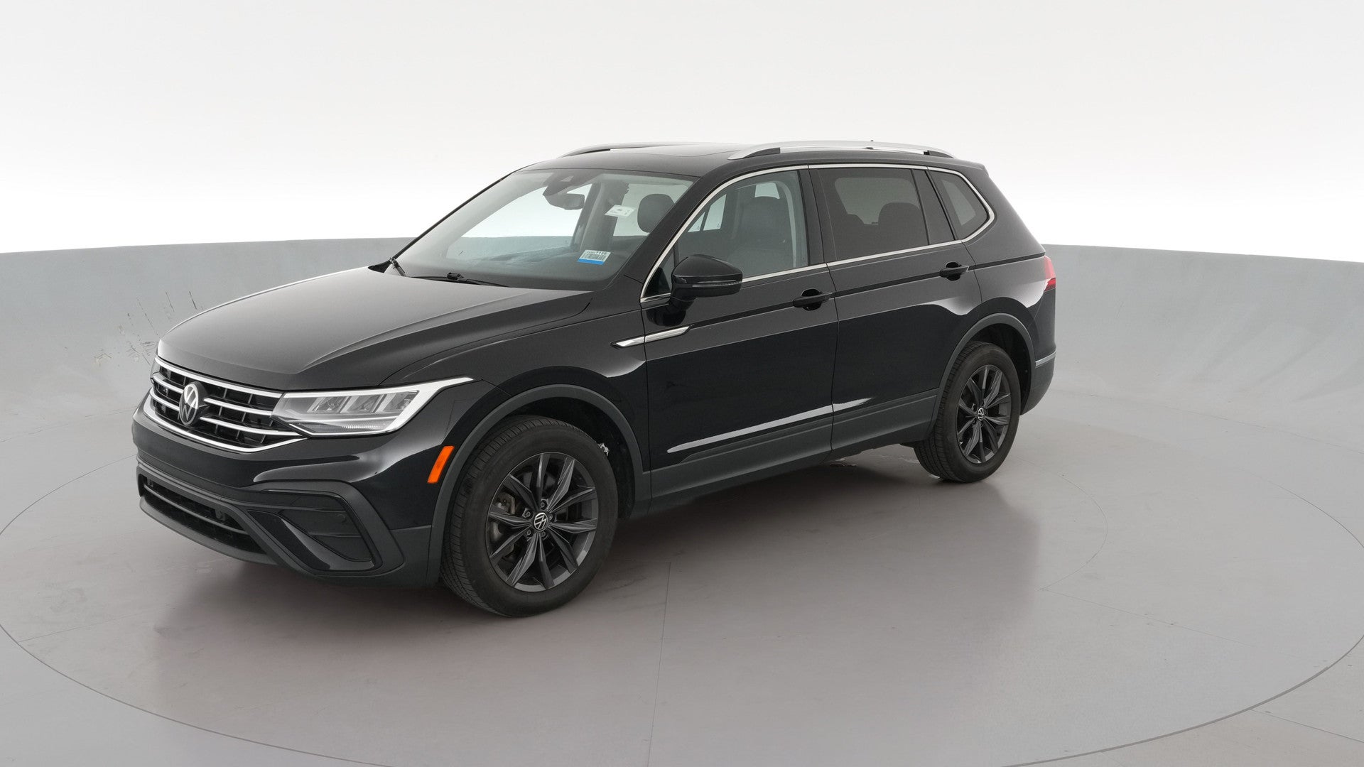 2022 Volkswagen Tiguan vehicle photo