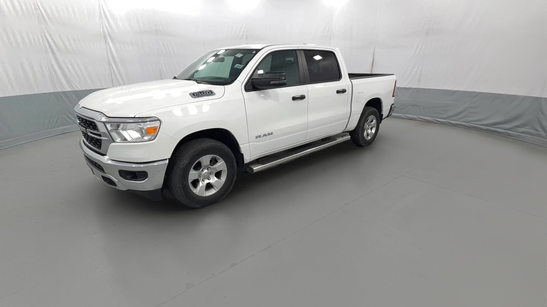 2023 Ram 1500 Crew Cab vehicle photo