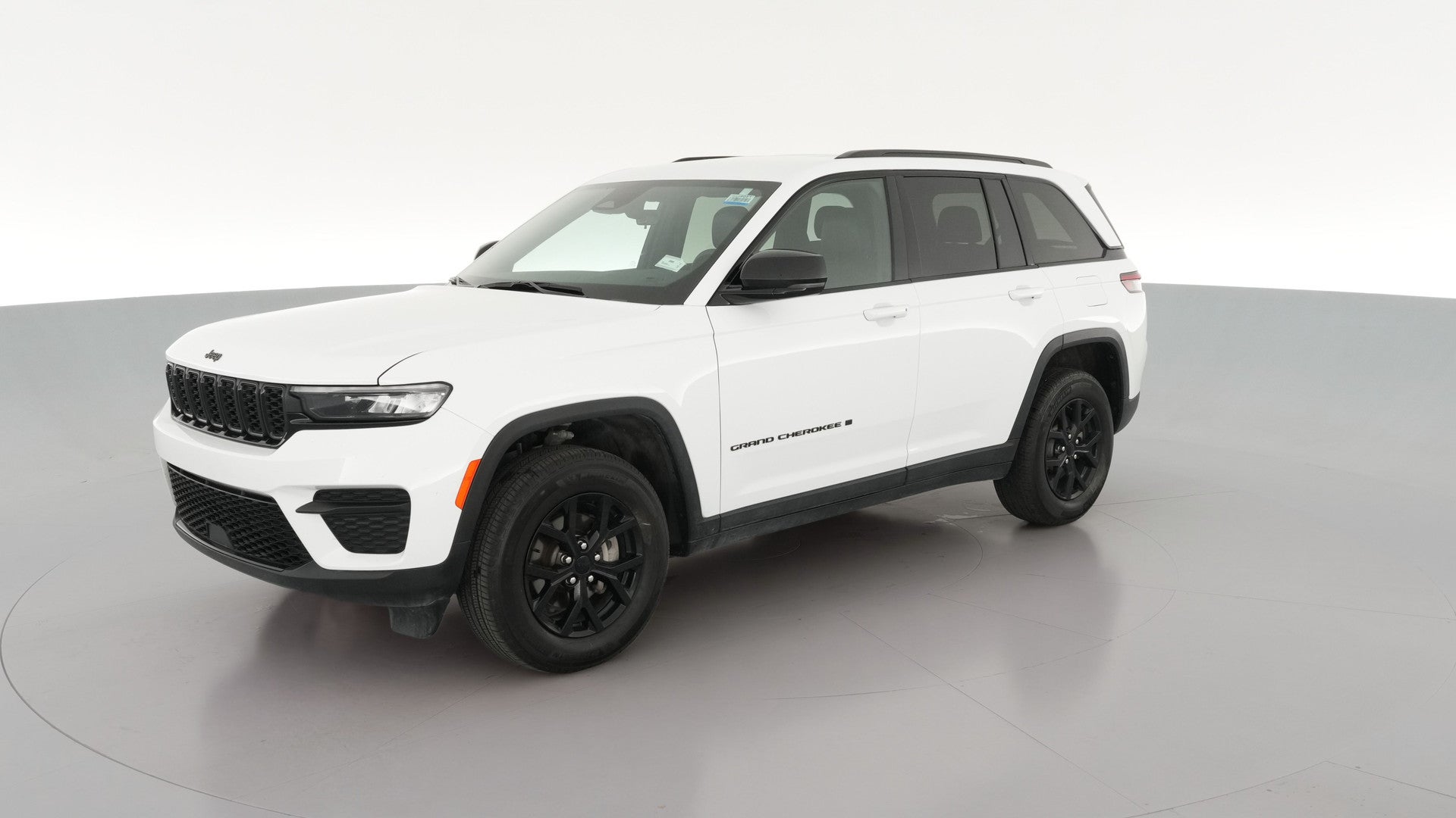 2025 Jeep Grand Cherokee vehicle photo