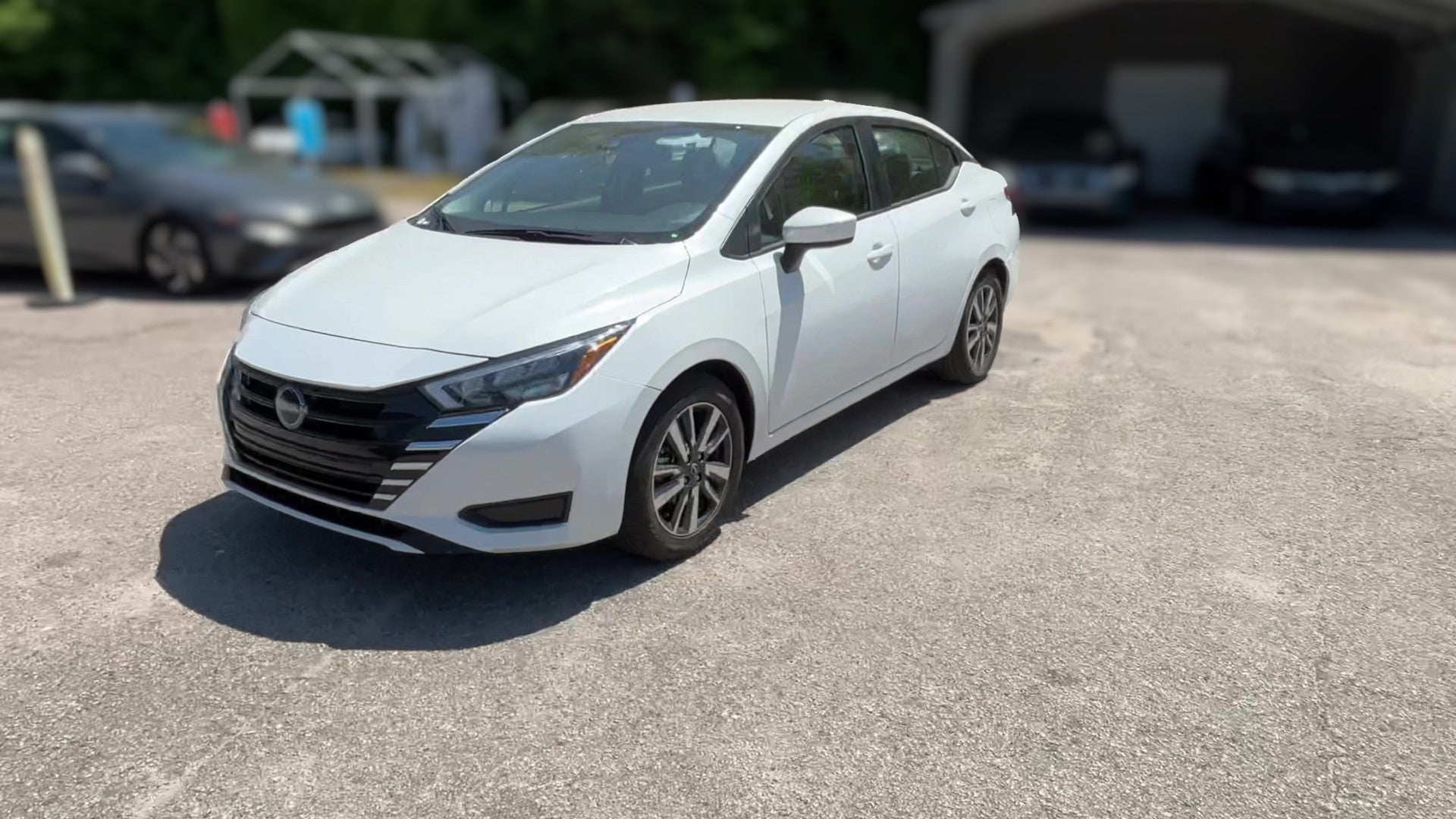 2025 Nissan Versa vehicle photo