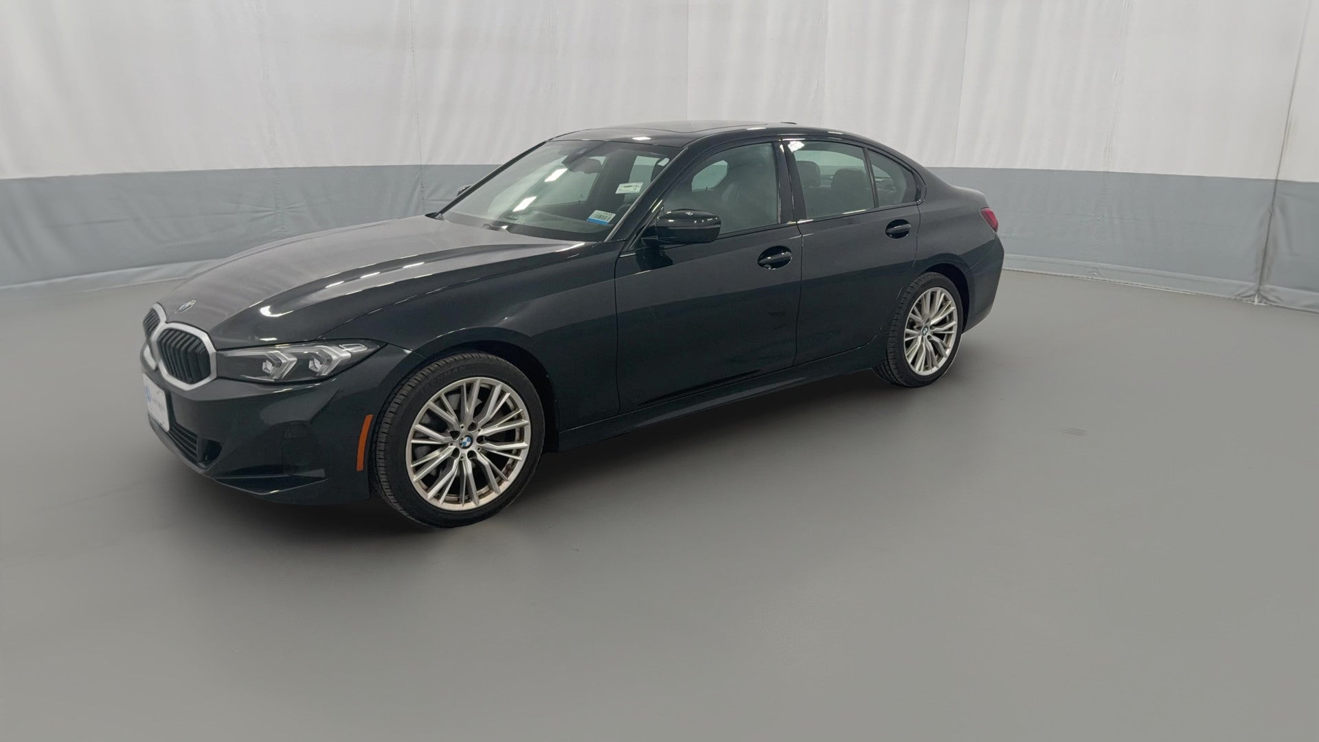 2023 BMW 3 Series vehicle photo