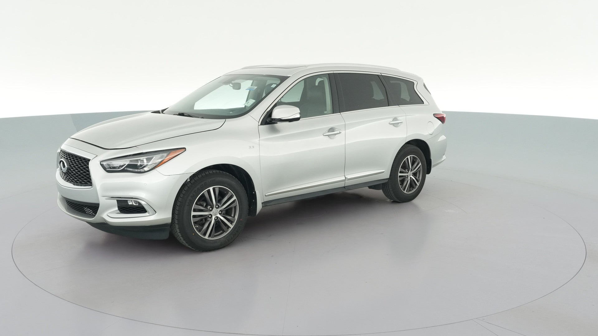 2018 INFINITI QX60 vehicle photo