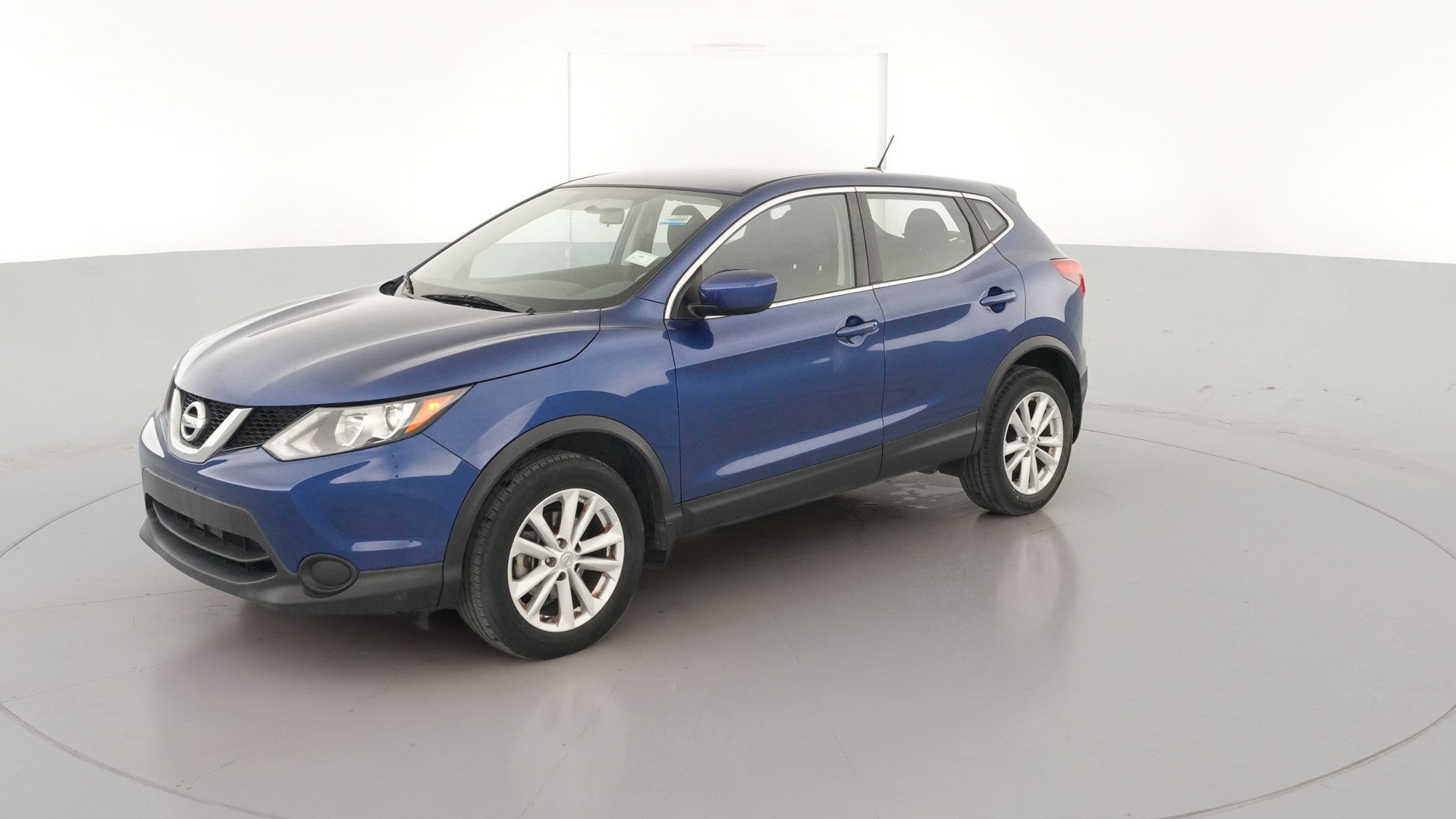 2017 Nissan Rogue Sport vehicle photo
