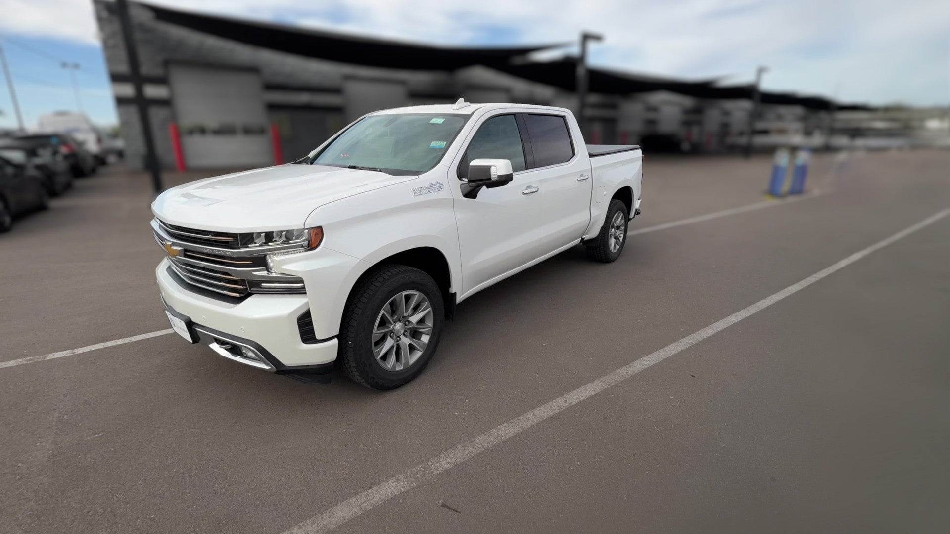 2022 Chevrolet Silverado 1500 Limited Crew Cab vehicle photo