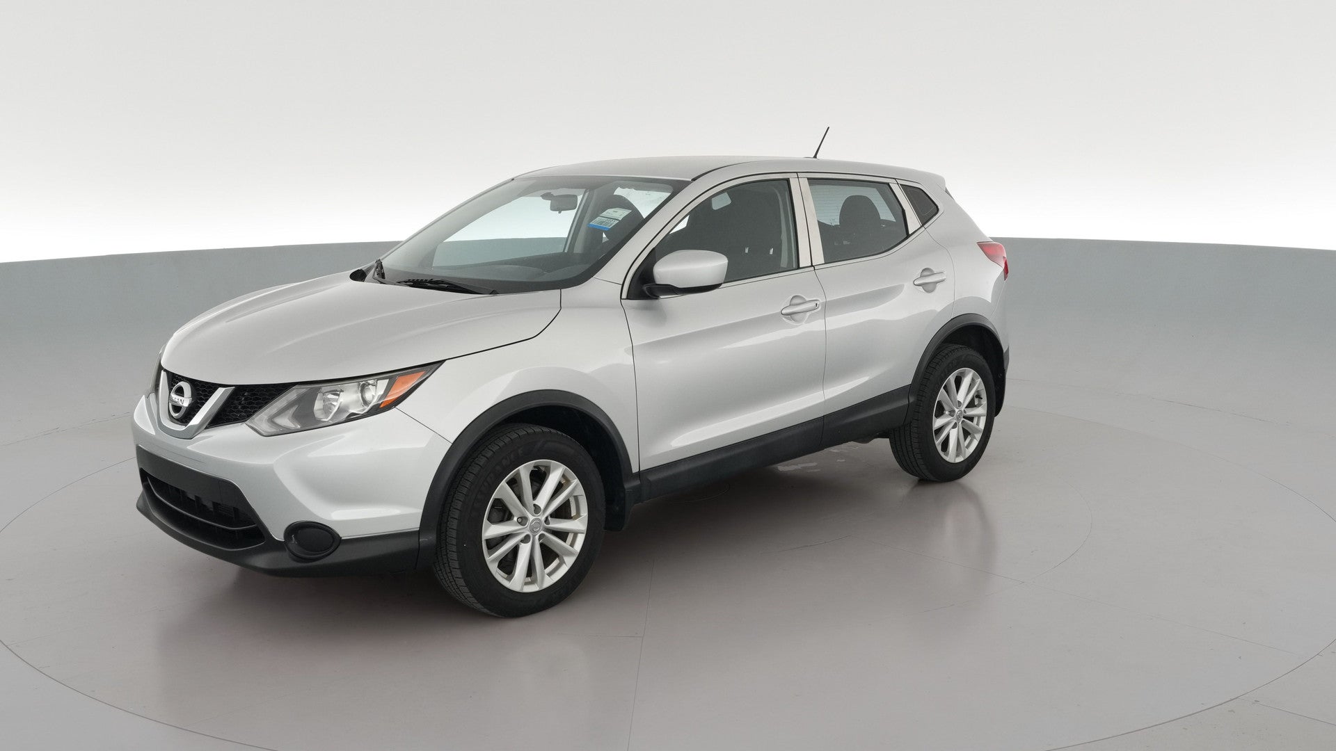 2018 Nissan Rogue Sport vehicle photo