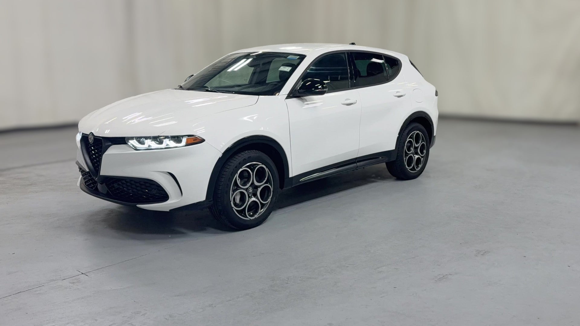2025 Alfa Romeo Tonale vehicle photo