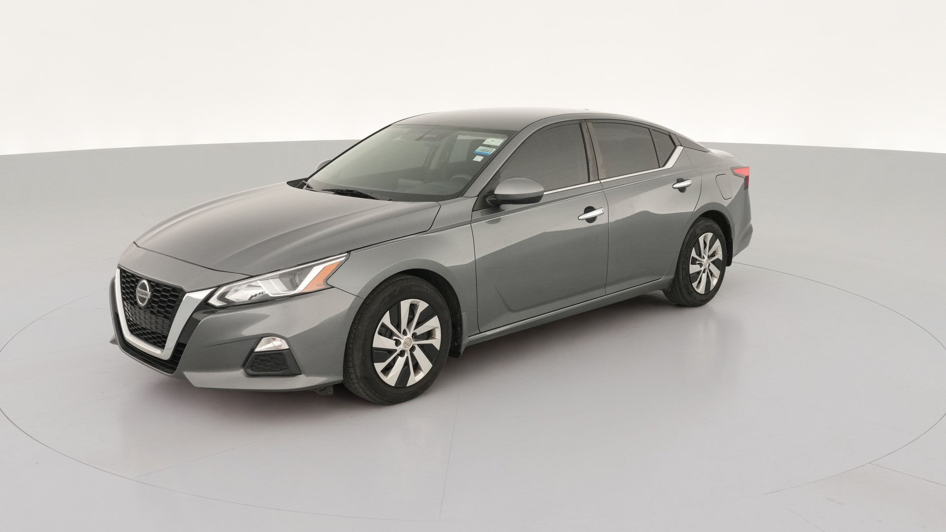 2019 Nissan Altima vehicle photo
