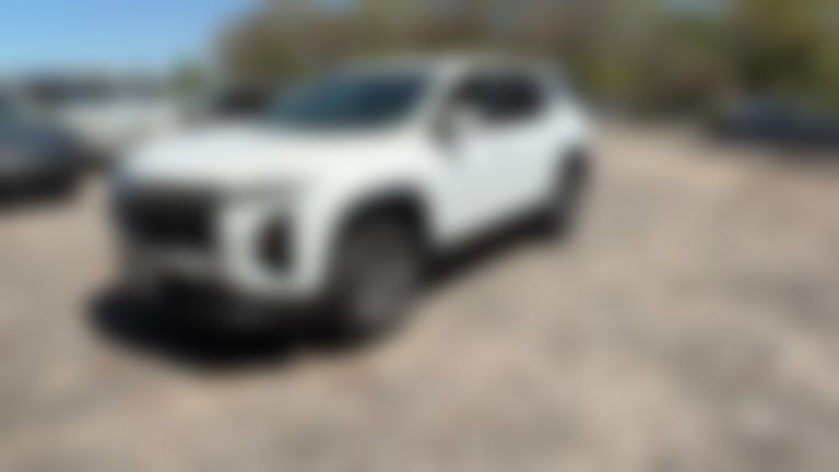 2025 Chevrolet Equinox vehicle photo
