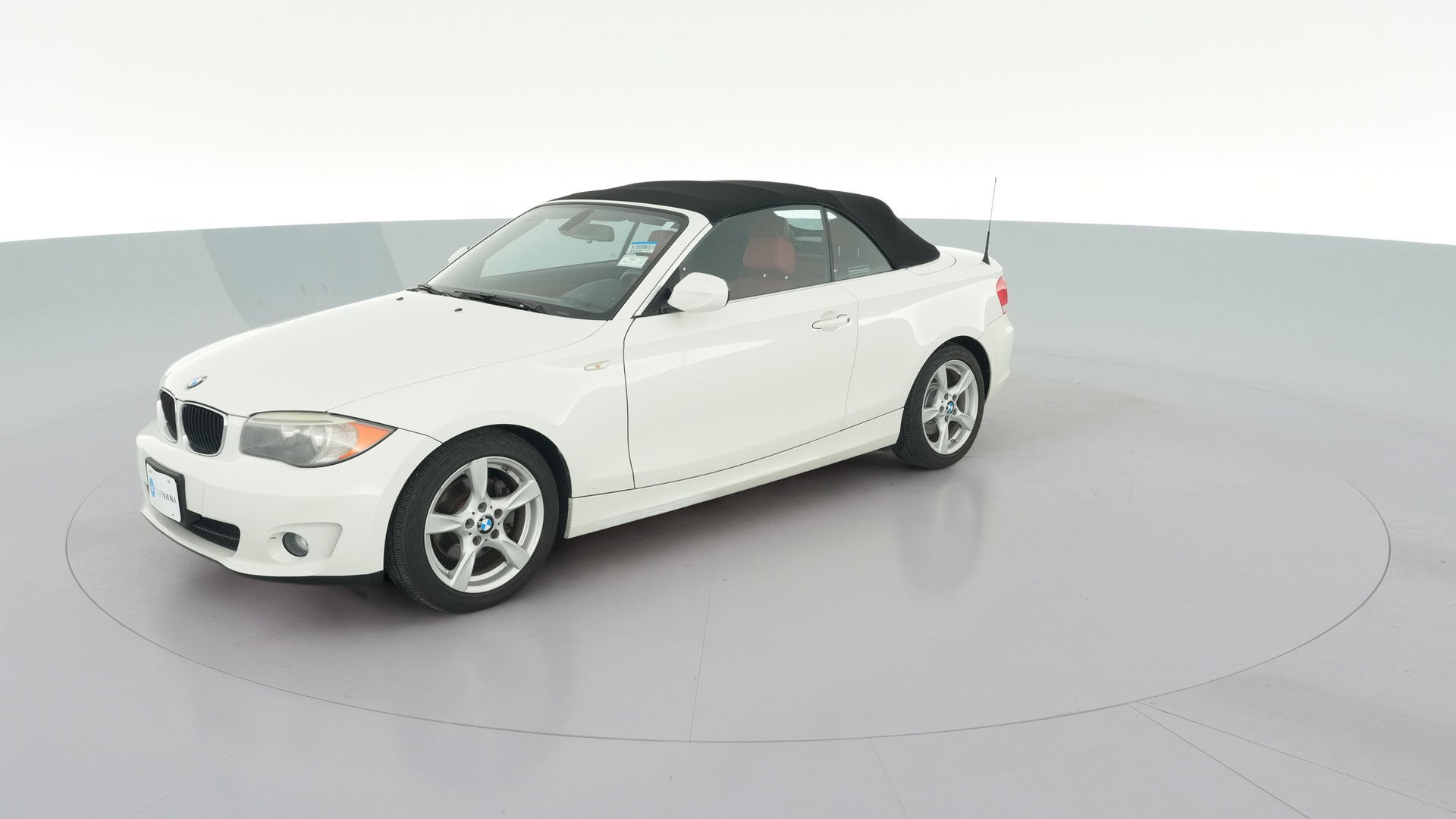 2013 BMW 1 Series vehicle photo