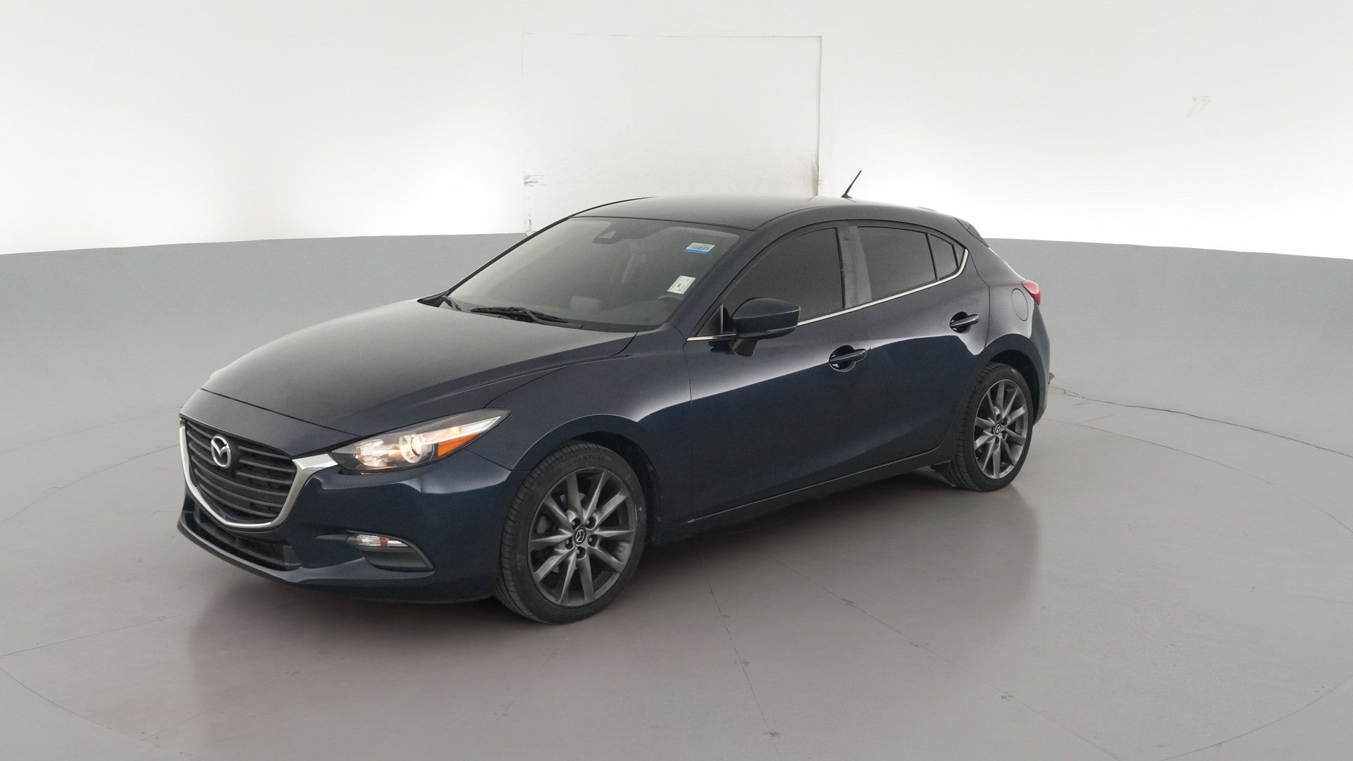 2018 MAZDA MAZDA3 vehicle photo