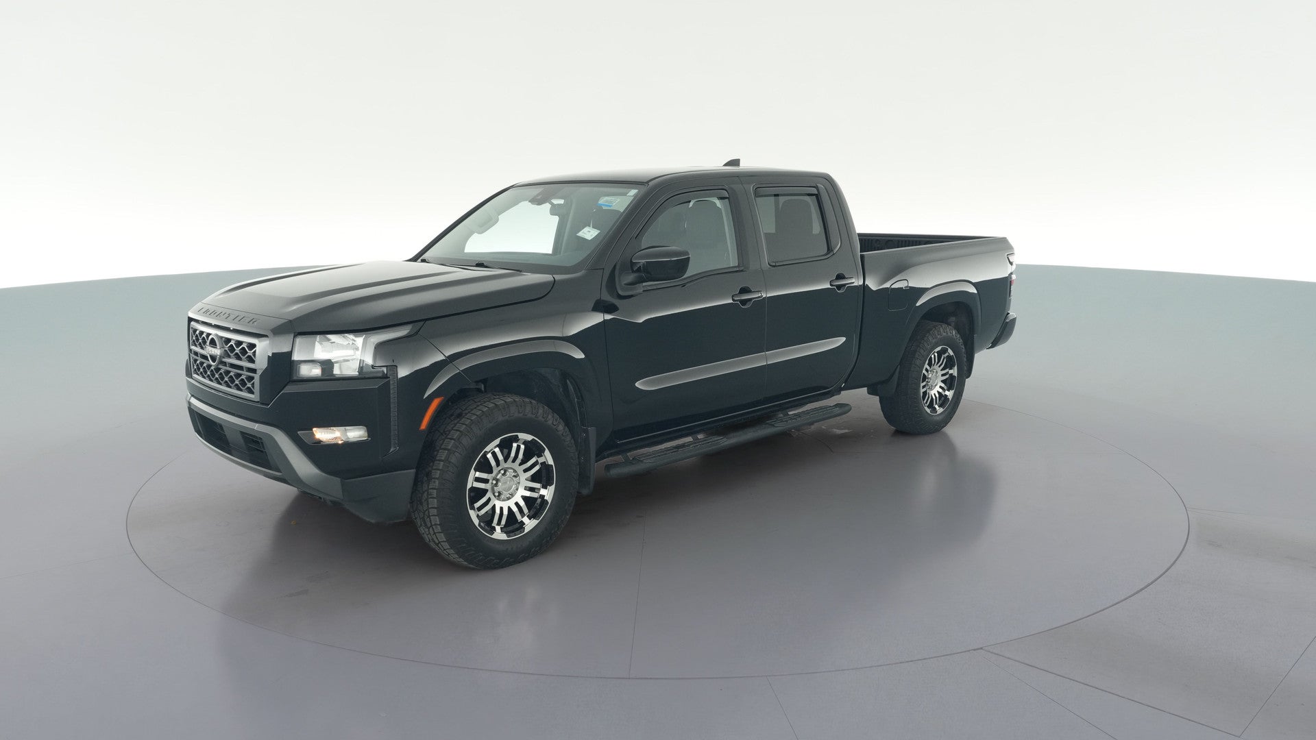 2022 Nissan Frontier Crew Cab vehicle photo