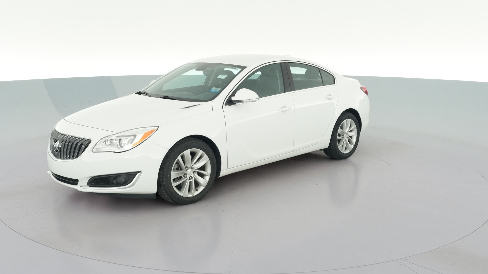 2016 Buick Regal vehicle photo