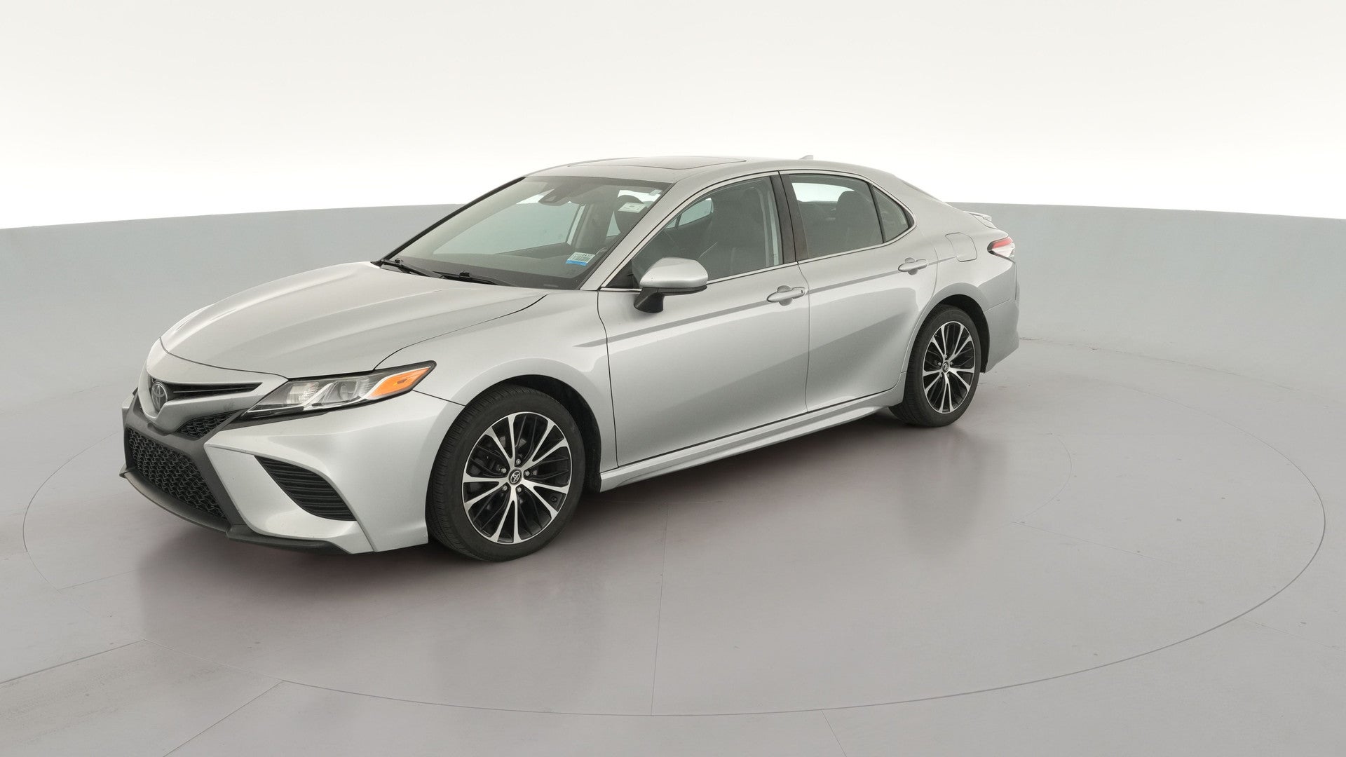 2019 Toyota Camry vehicle photo