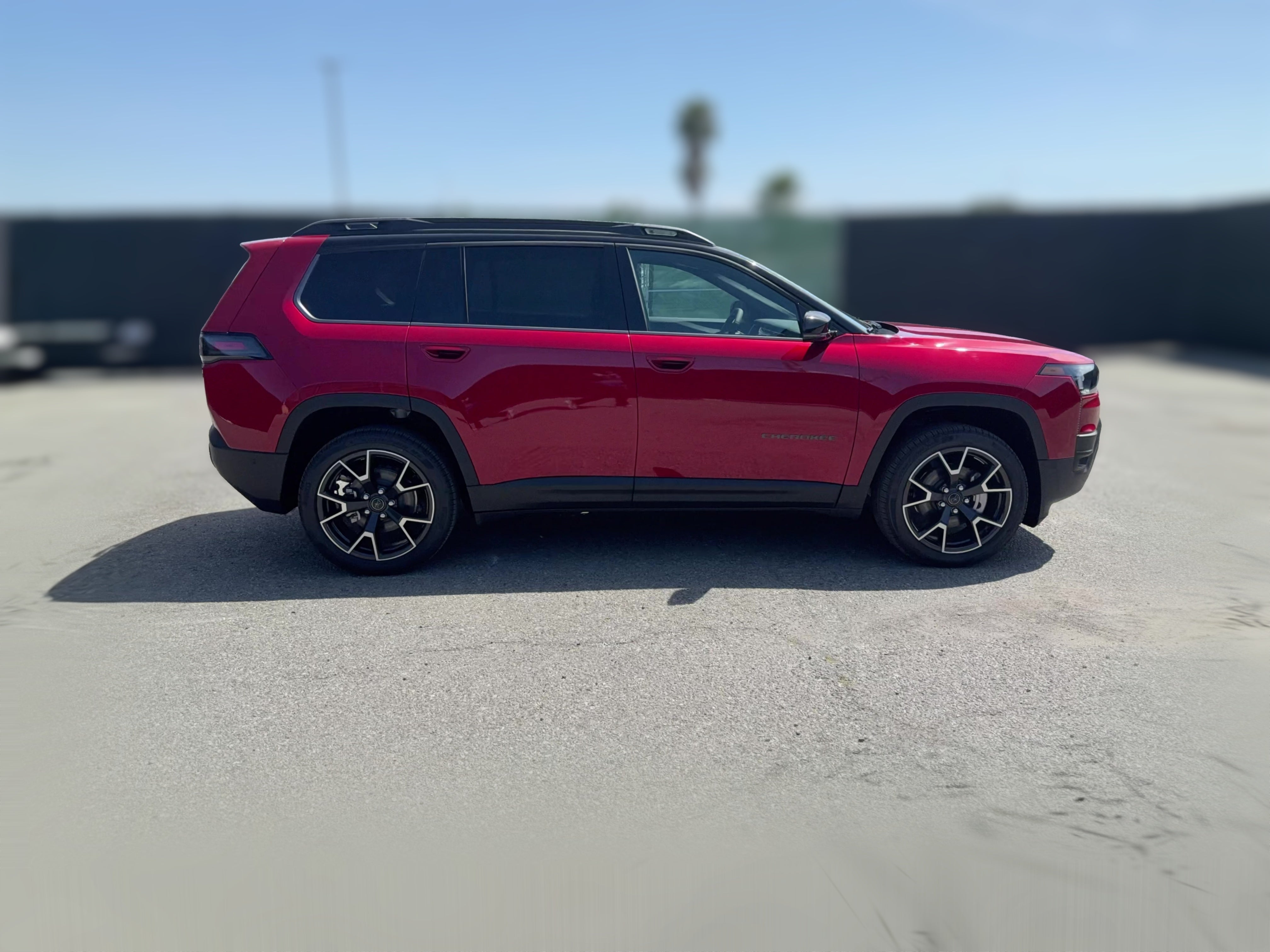 2026 Jeep Cherokee Overland - Photo 37