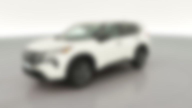 2024 Nissan Rogue vehicle photo