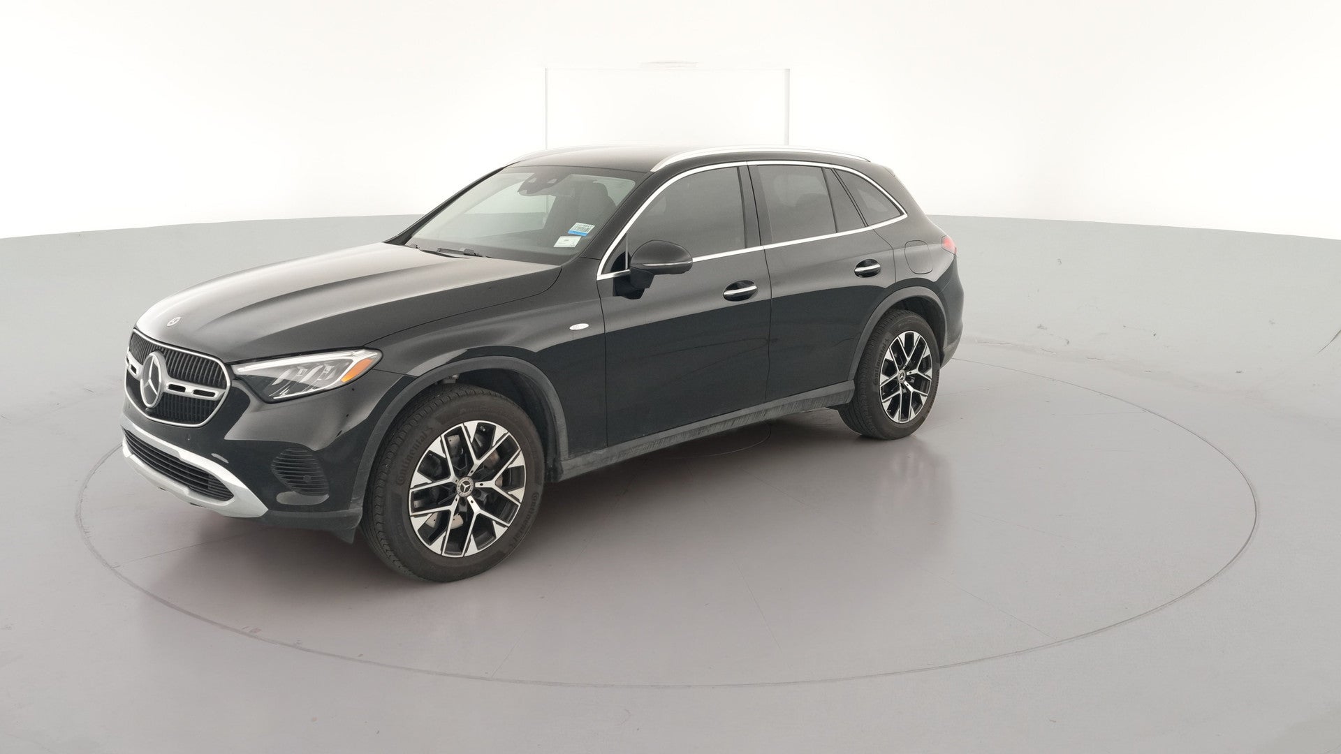 2025 Mercedes-Benz GLC vehicle photo