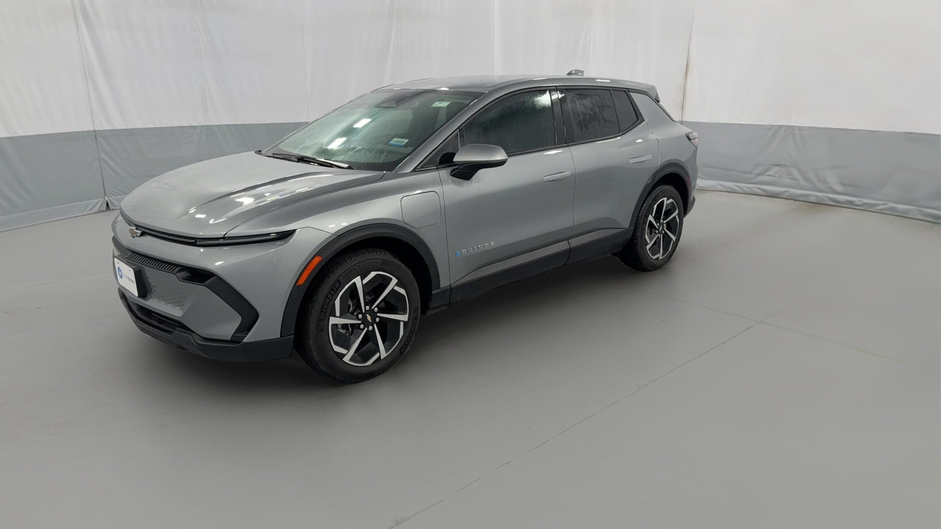 2026 Chevrolet Equinox EV vehicle photo