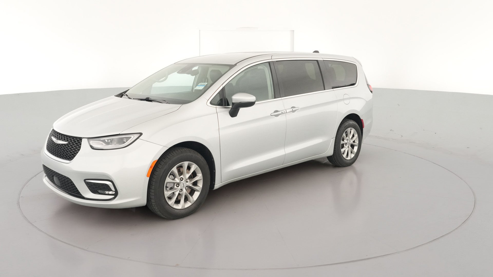 2023 Chrysler Pacifica vehicle photo