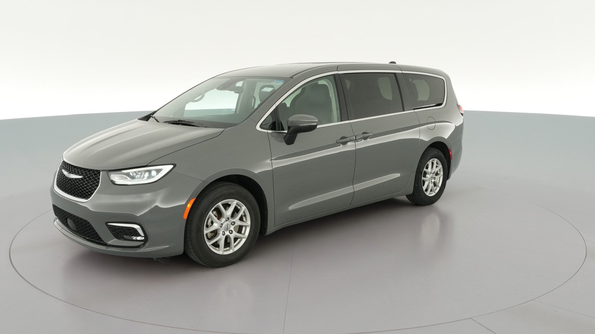 2023 Chrysler Pacifica vehicle photo