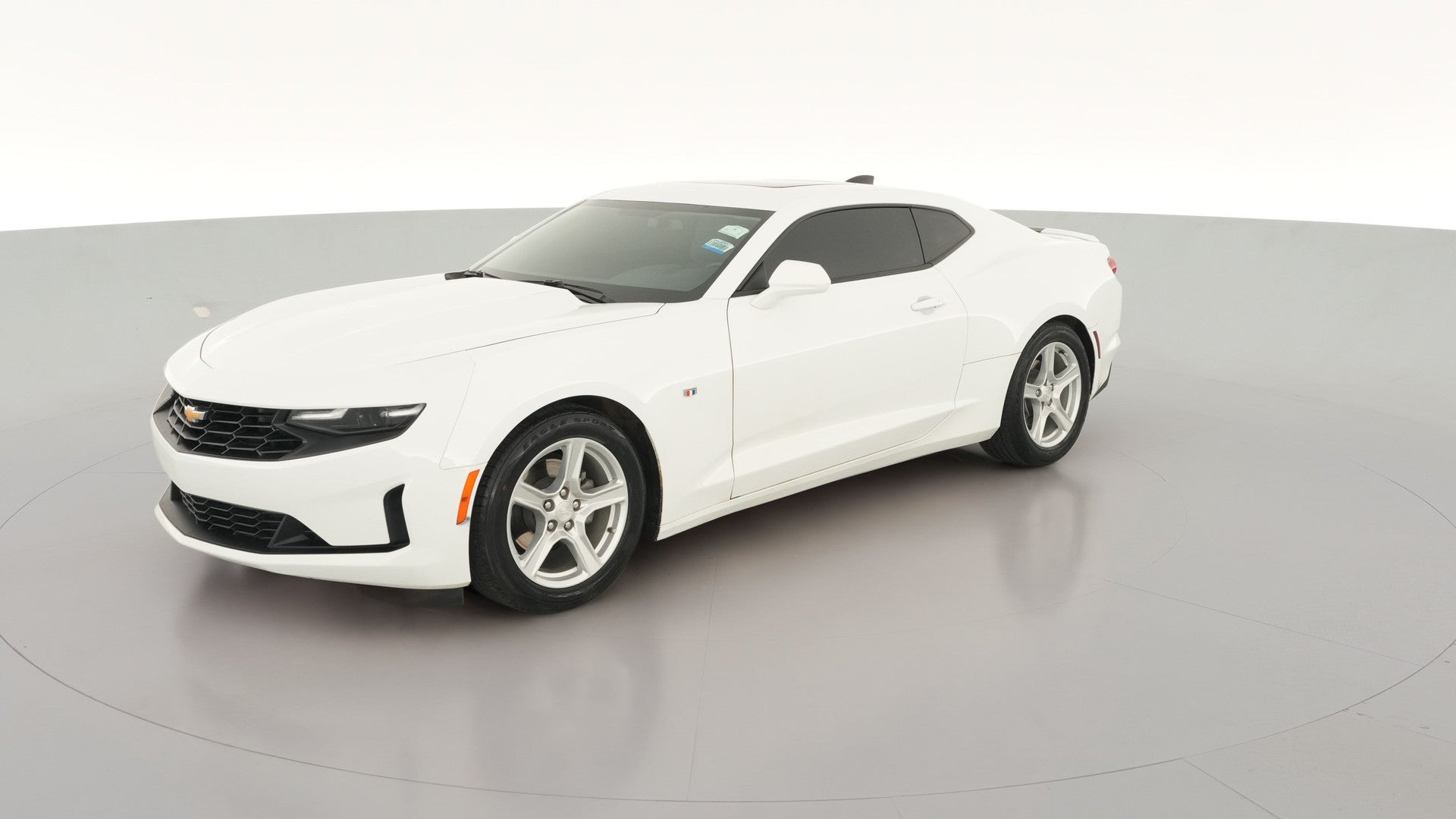 2024 Chevrolet Camaro vehicle photo