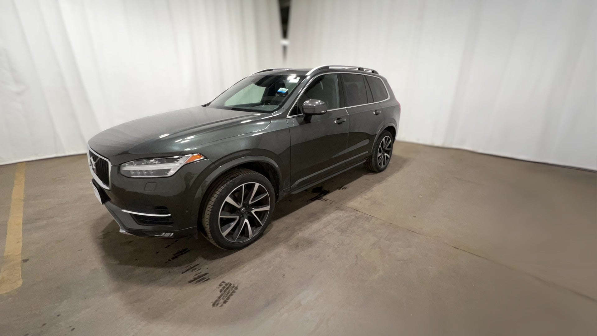 2018 Volvo XC90 vehicle photo