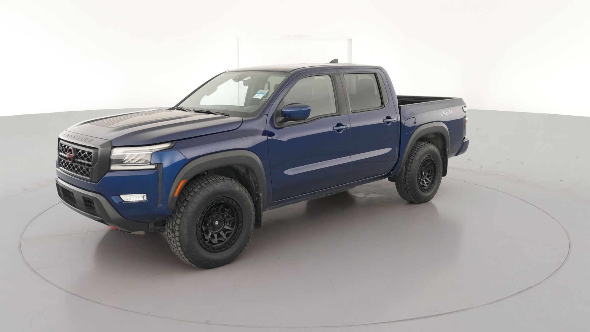 2023 Nissan Frontier Crew Cab vehicle photo