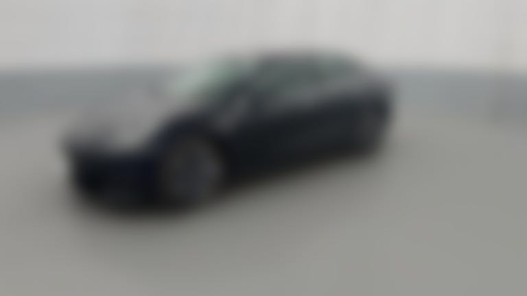 2018 Tesla Model 3 vehicle photo
