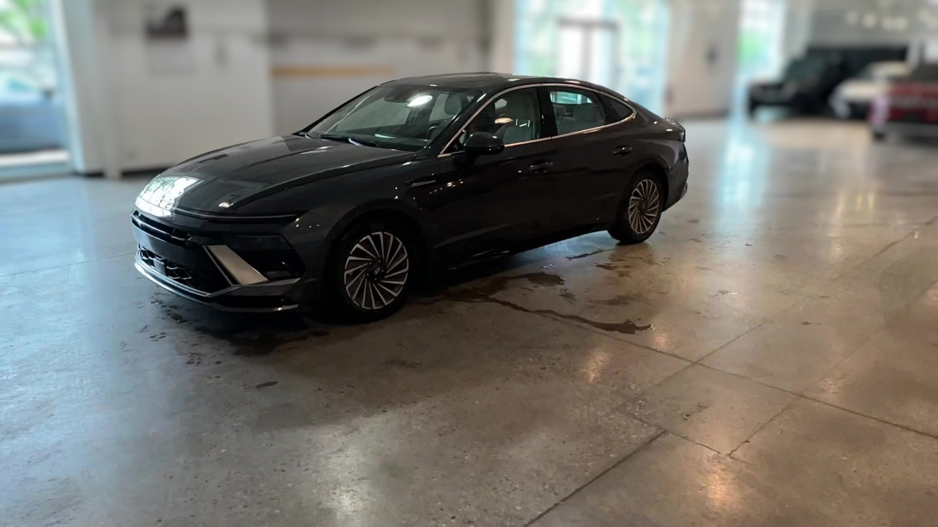 2025 Hyundai Sonata Hybrid vehicle photo