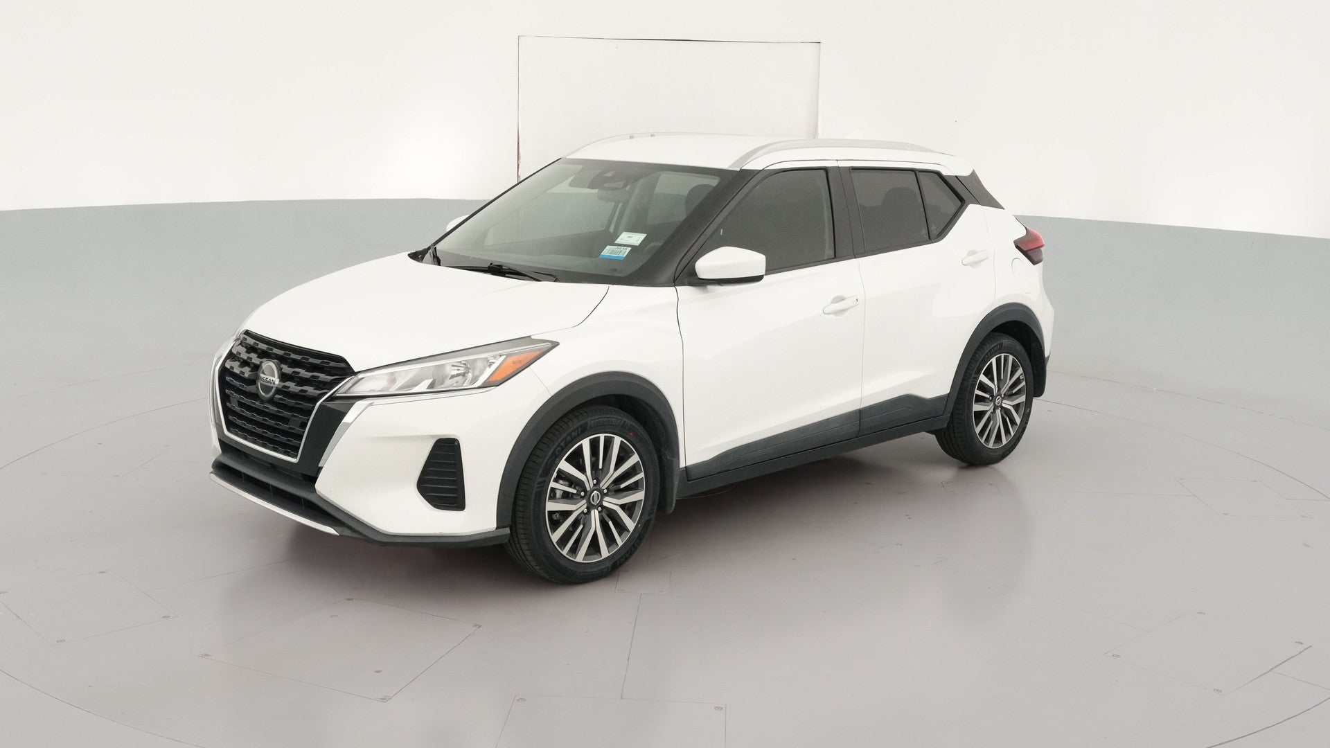 2021 Nissan Kicks vehicle photo