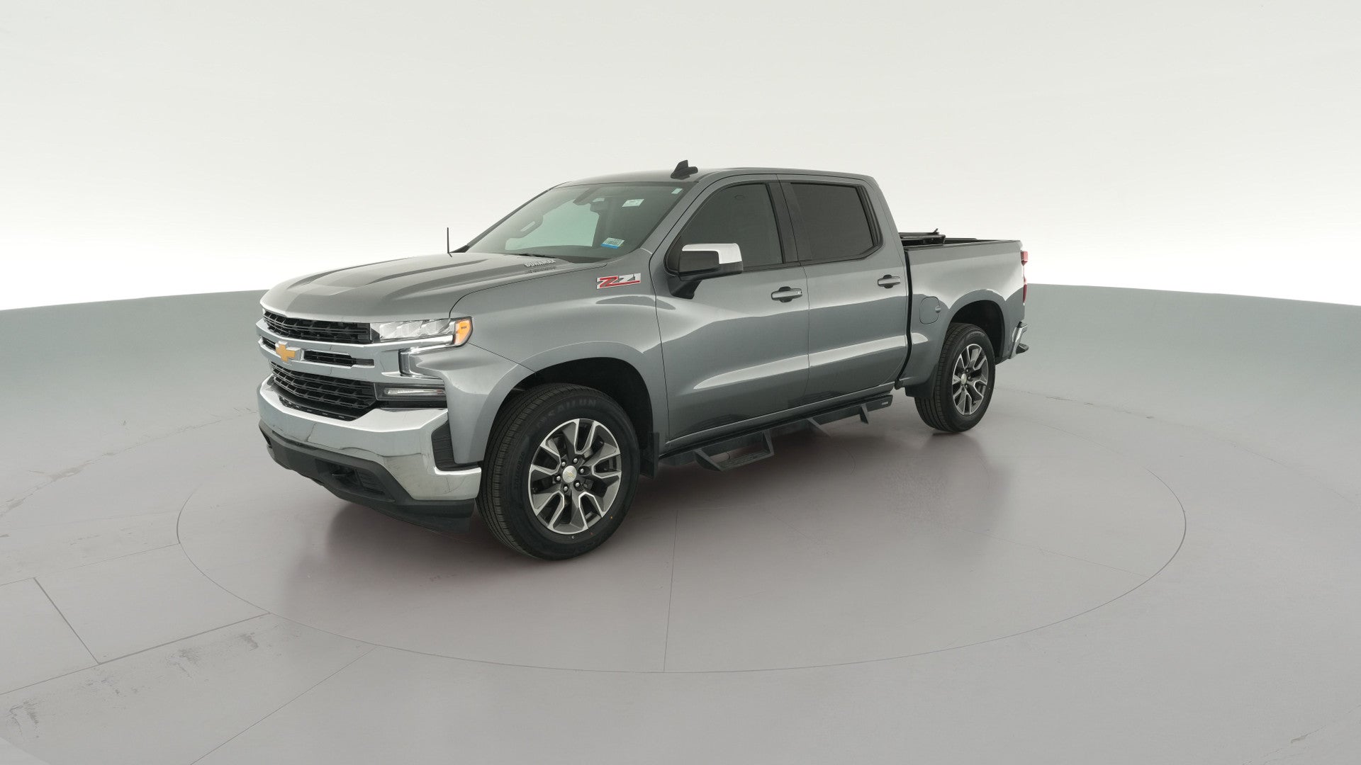 2021 Chevrolet Silverado 1500 Crew Cab vehicle photo