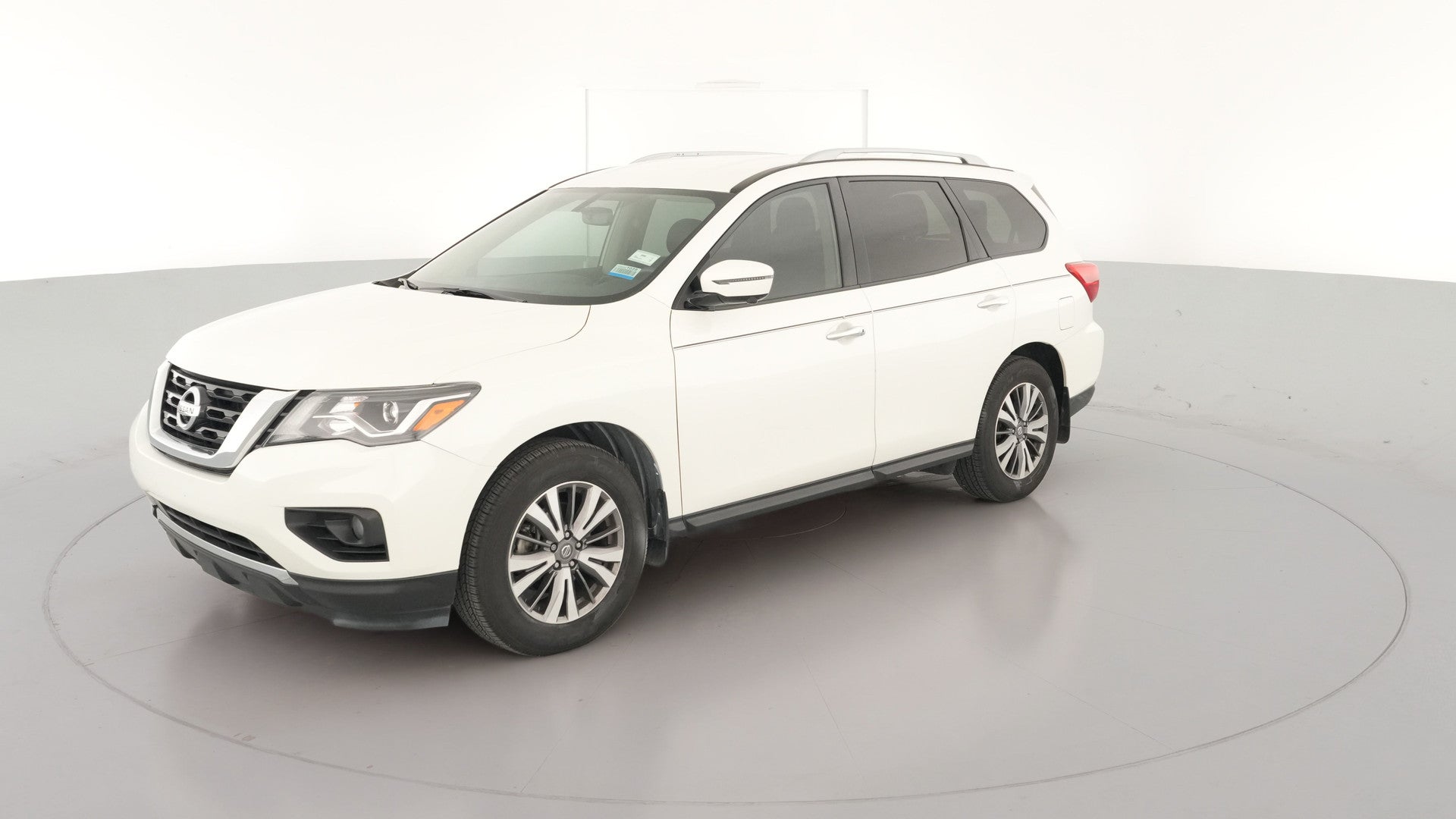 2019 Nissan Pathfinder vehicle photo