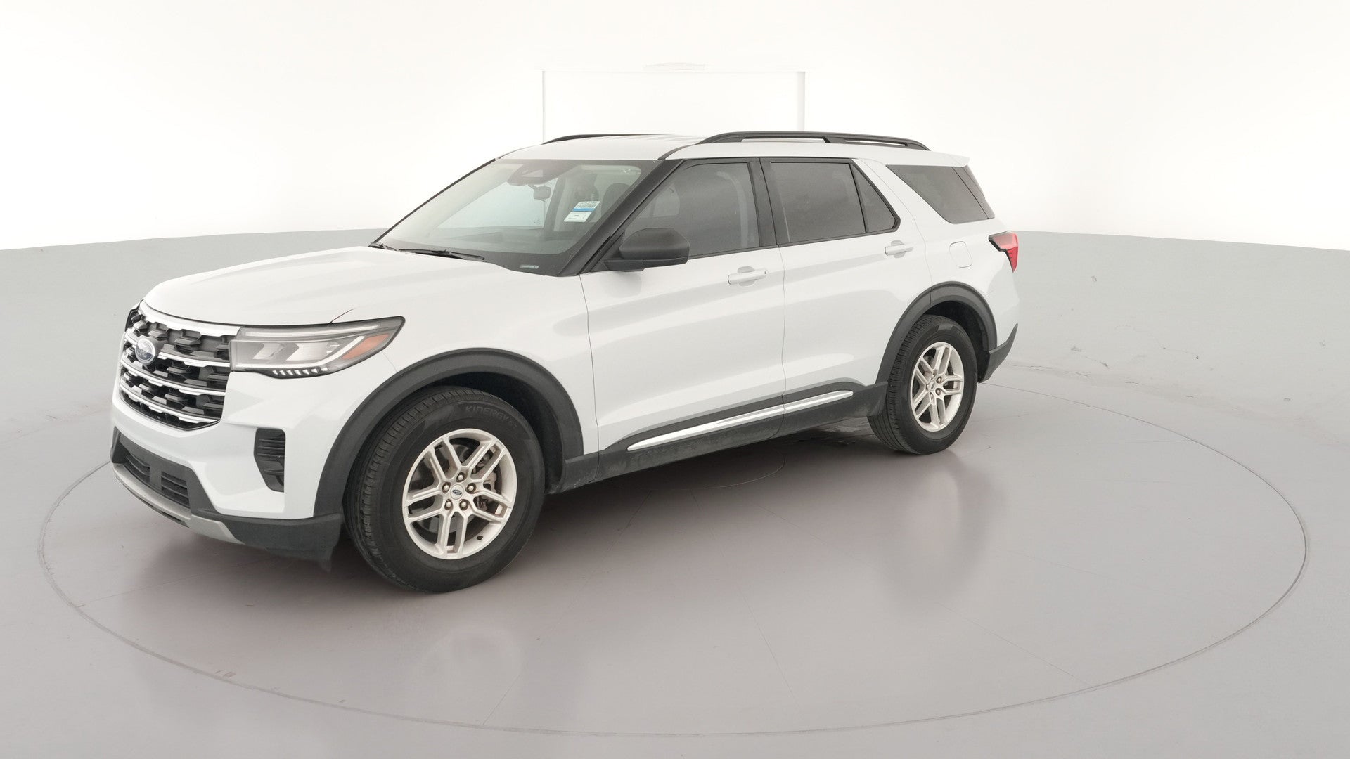 2025 Ford Explorer vehicle photo
