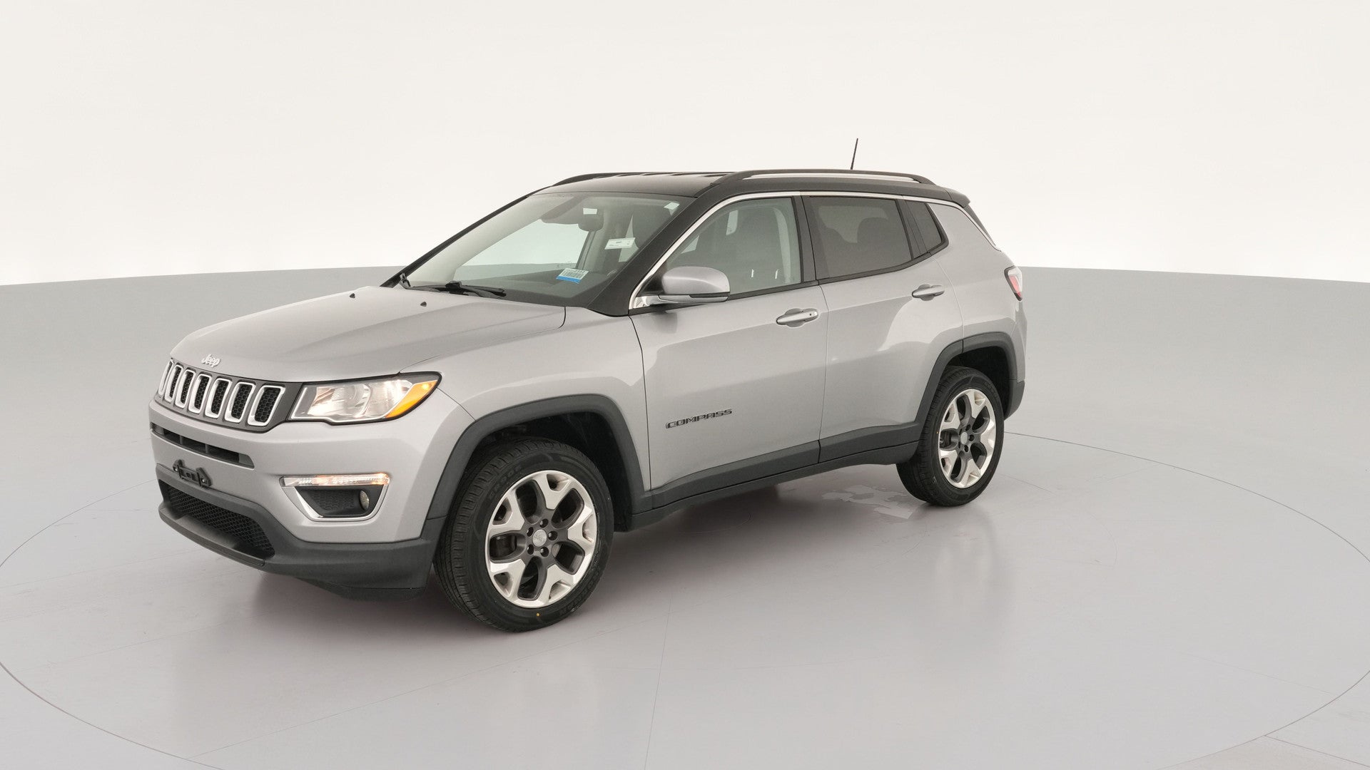 2018 Jeep Compass vehicle photo