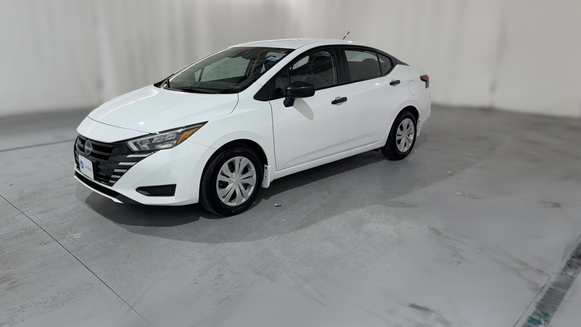 2025 Nissan Versa vehicle photo