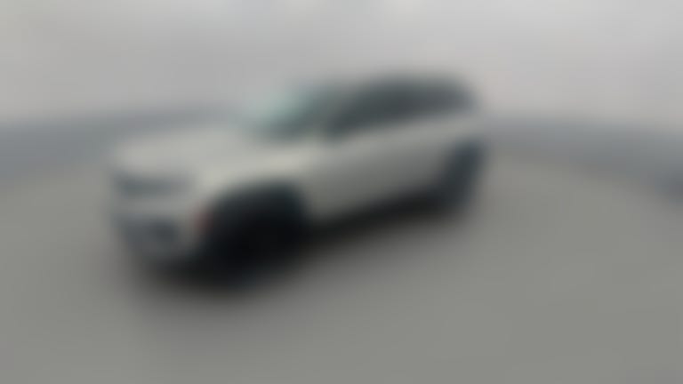 2025 Jeep Grand Cherokee vehicle photo