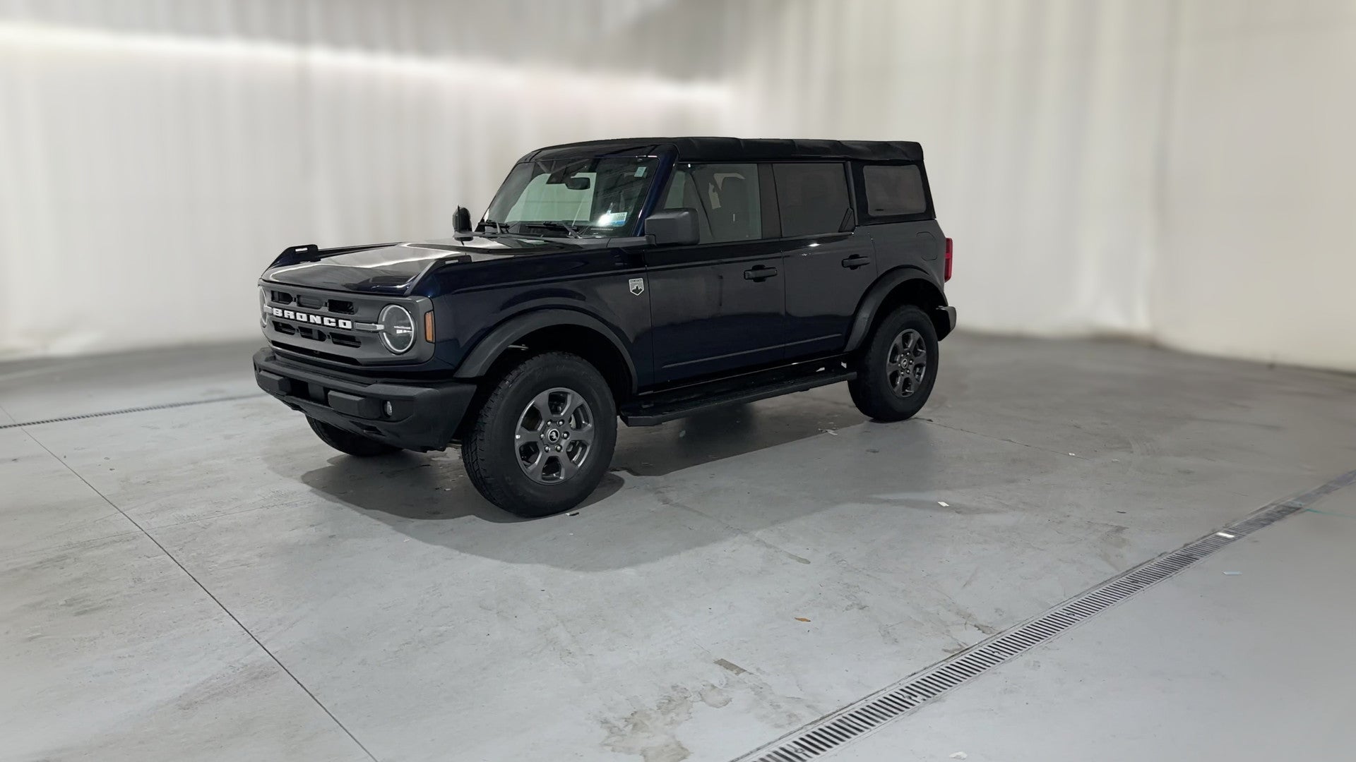 2021 Ford Bronco vehicle photo