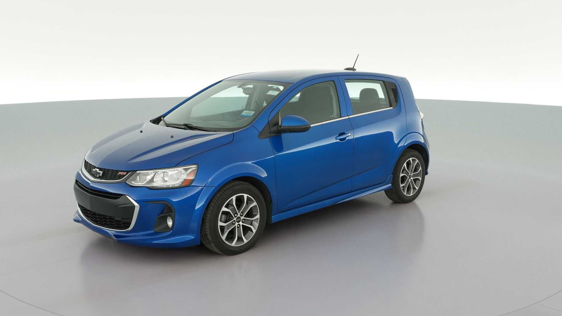 2018 Chevrolet Sonic vehicle photo