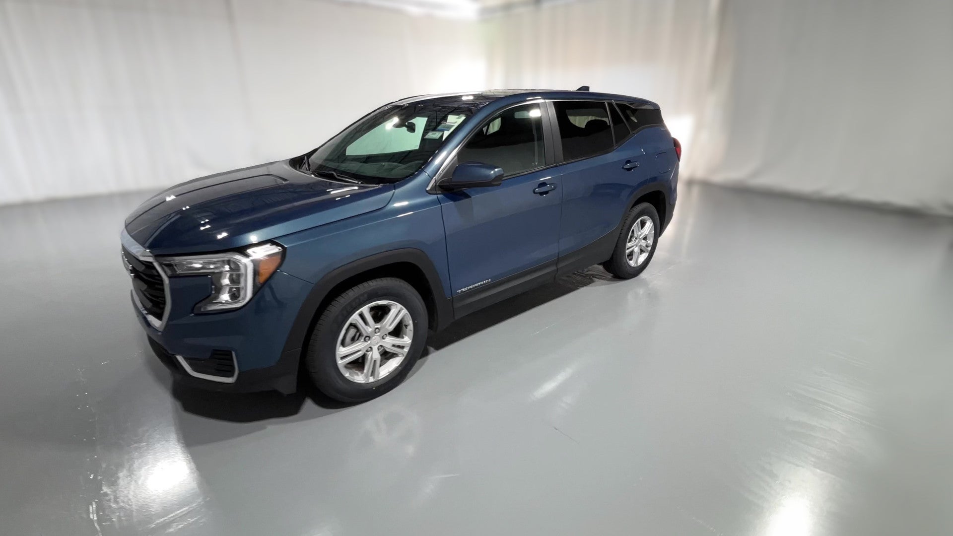 2024 GMC Terrain vehicle photo