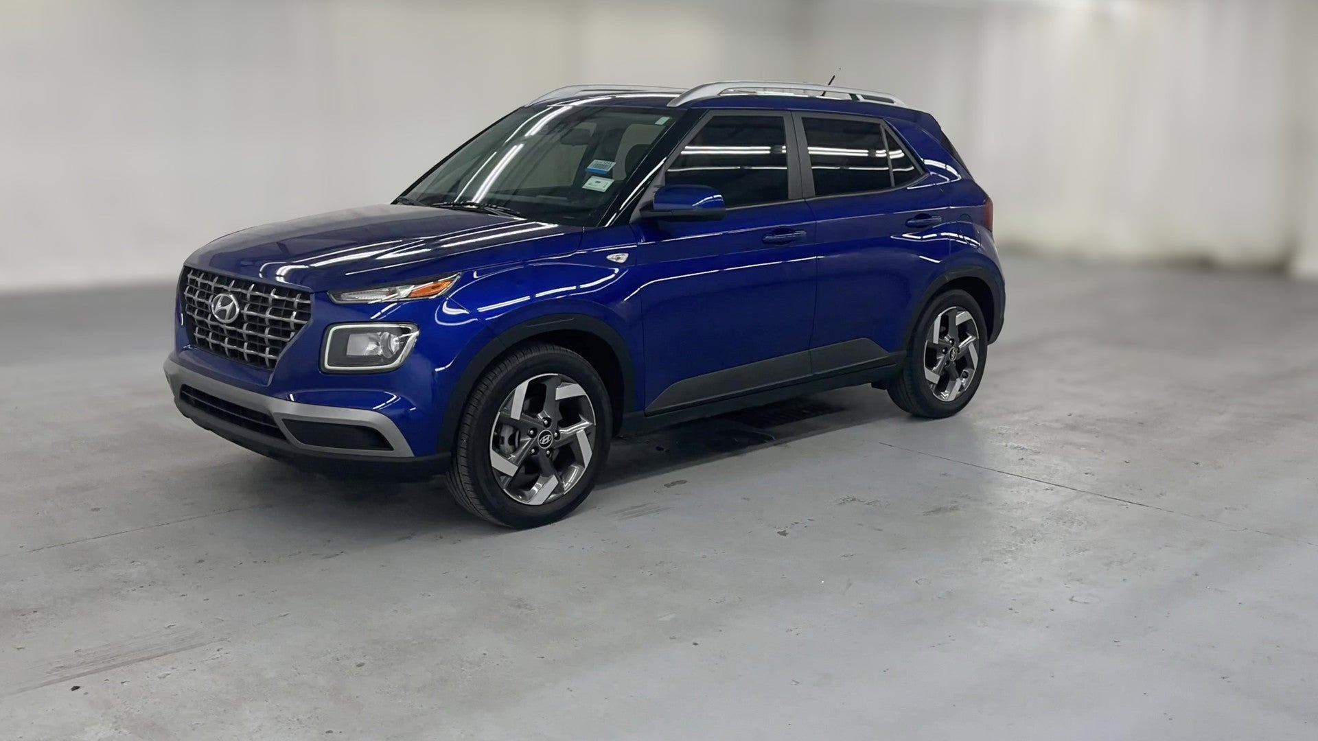 2023 Hyundai Venue vehicle photo