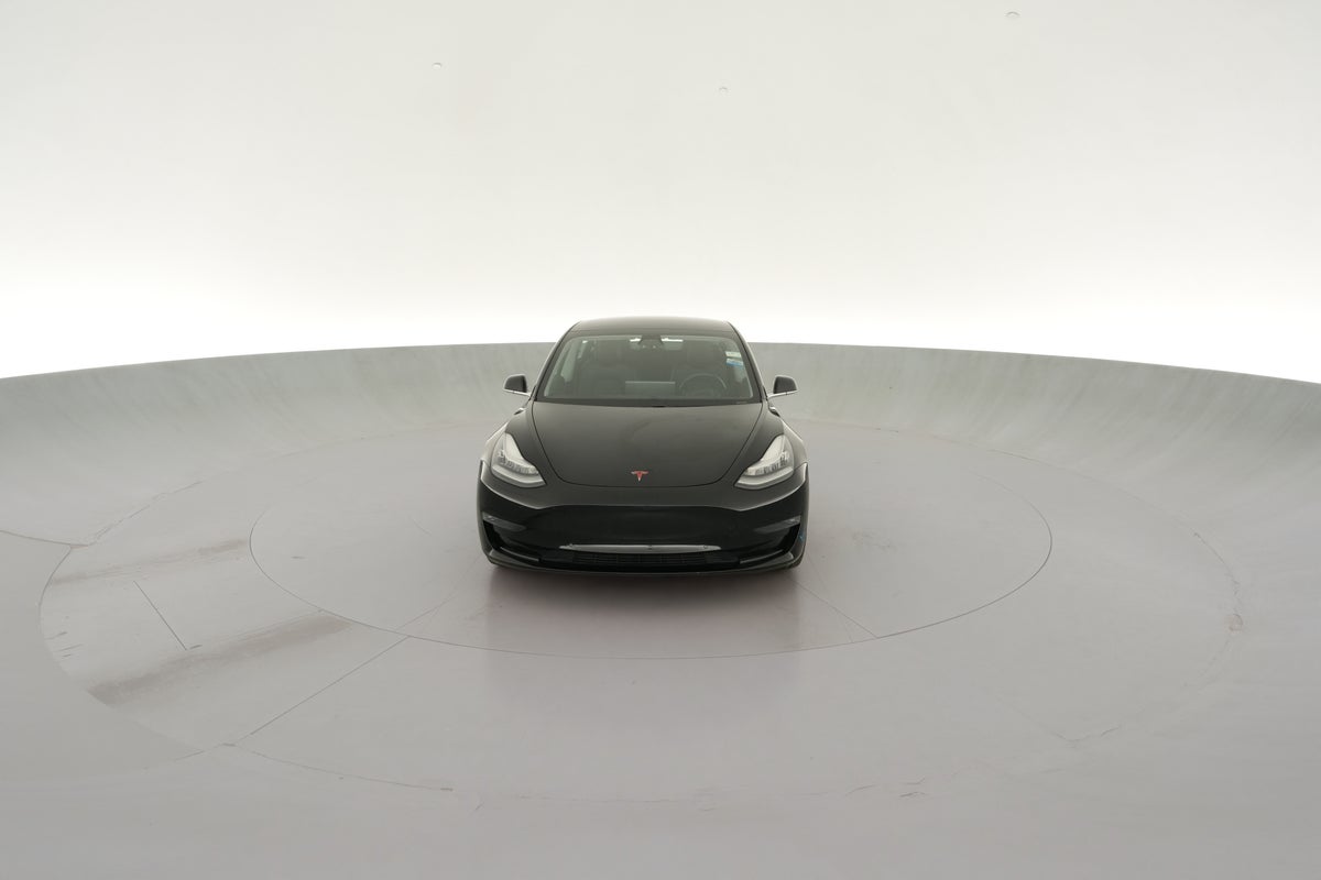 2019 Tesla Model 3 Long Range All-Wheel Drive in Solid Black — 360° view 1