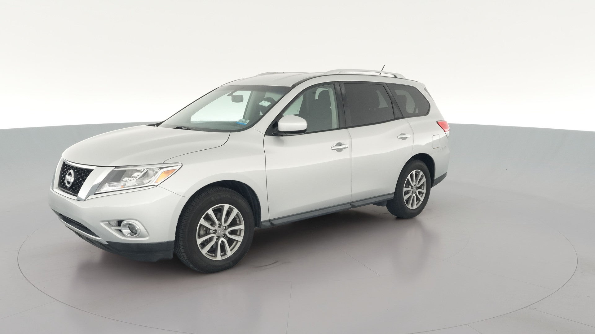 2015 Nissan Pathfinder vehicle photo